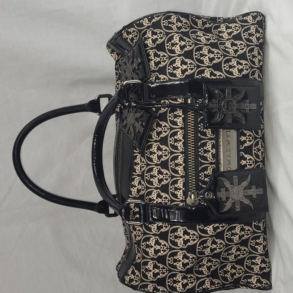 THOMAS WYLDE SKULL Extra Large Black Duffle Overnight BAG LUXURY